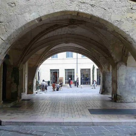 La Sapiniere * Uzès